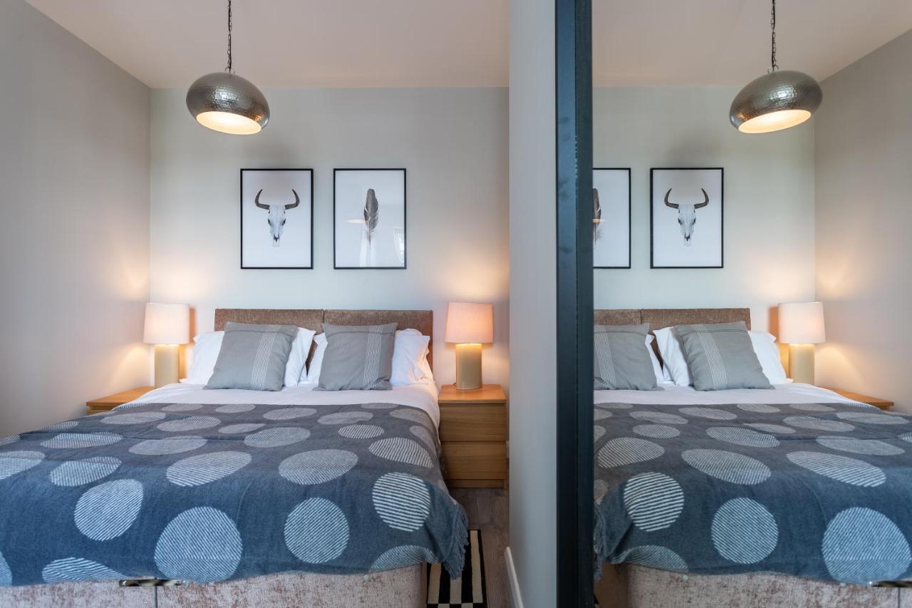 2 Bedroom Apartments With Sofa Bed In Southend Southend-on-Sea Exterior foto