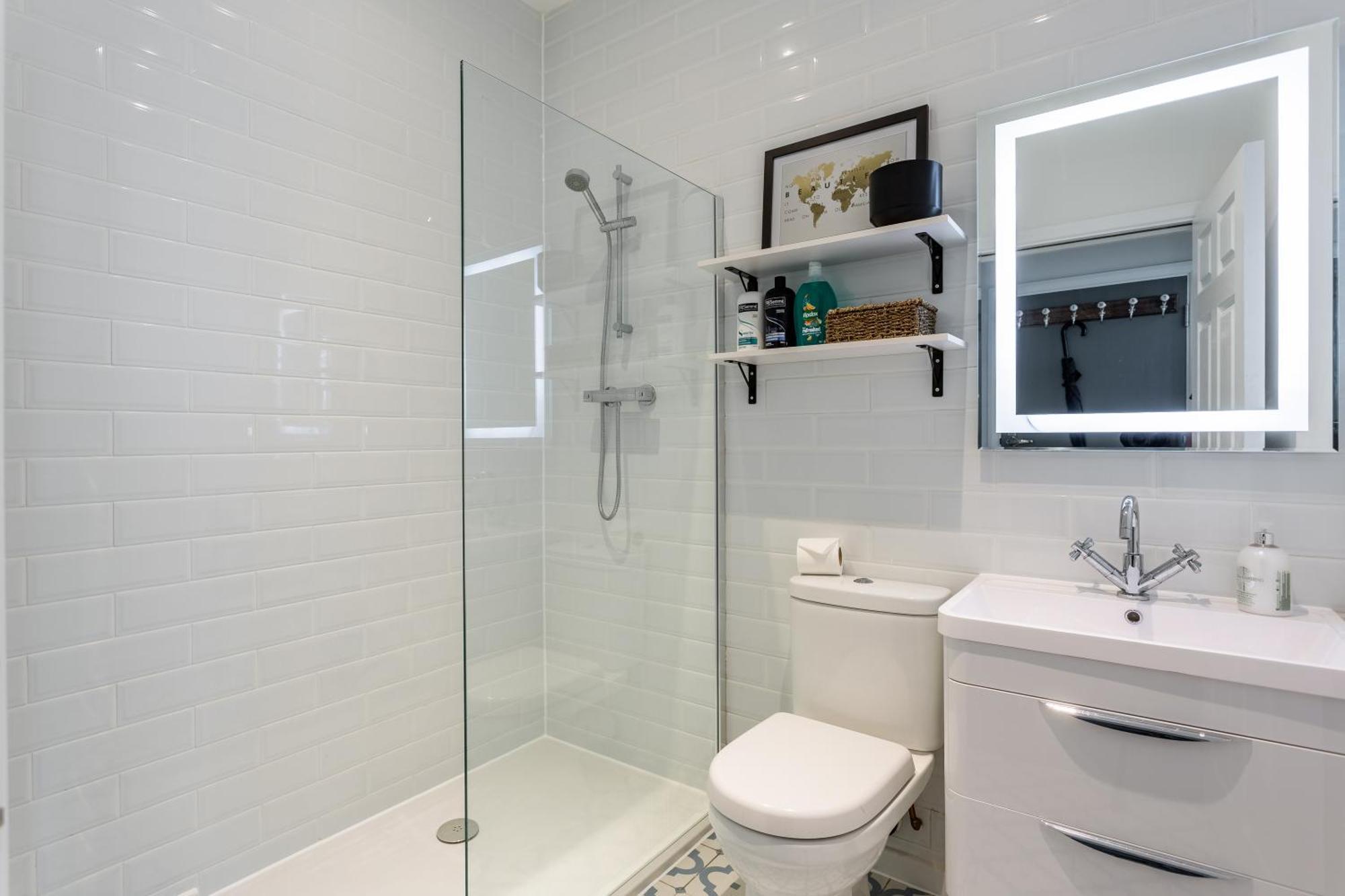 2 Bedroom Apartments With Sofa Bed In Southend Southend-on-Sea Exterior foto